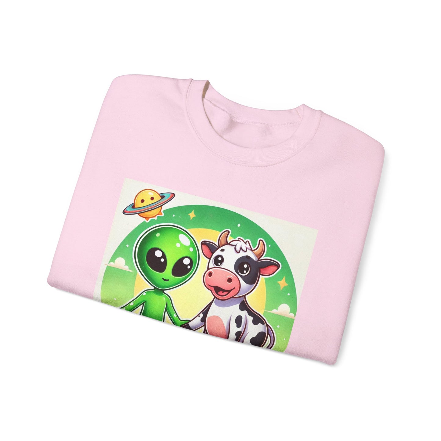 Alien and Cow besties - Unisex Heavy Blend™ Crewneck Sweatshirt