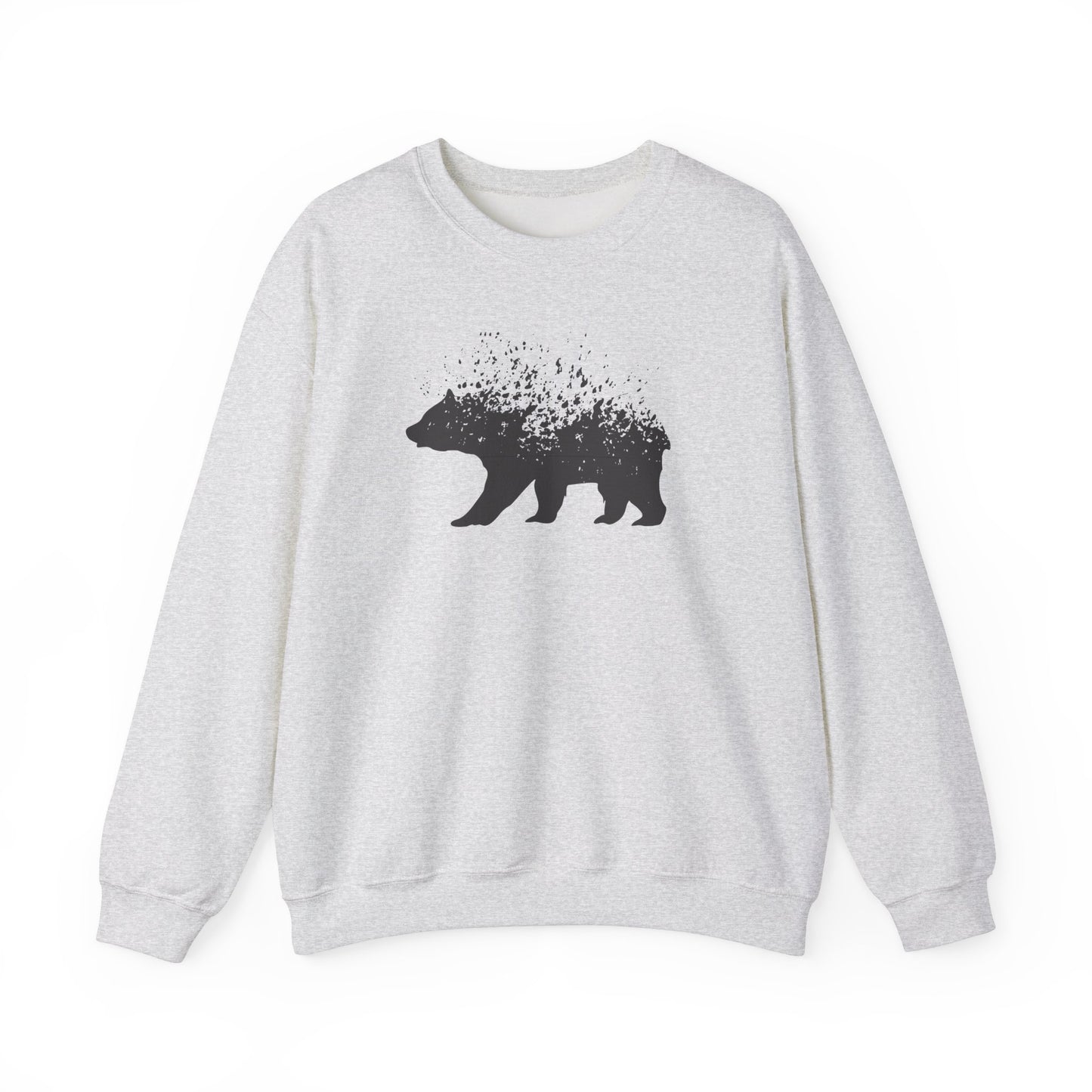 Nature-Inspired Bear Graphic Crewneck Sweatshirt for Adventurers