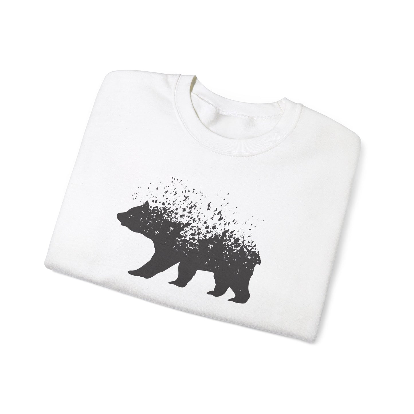 Nature-Inspired Bear Graphic Crewneck Sweatshirt for Adventurers