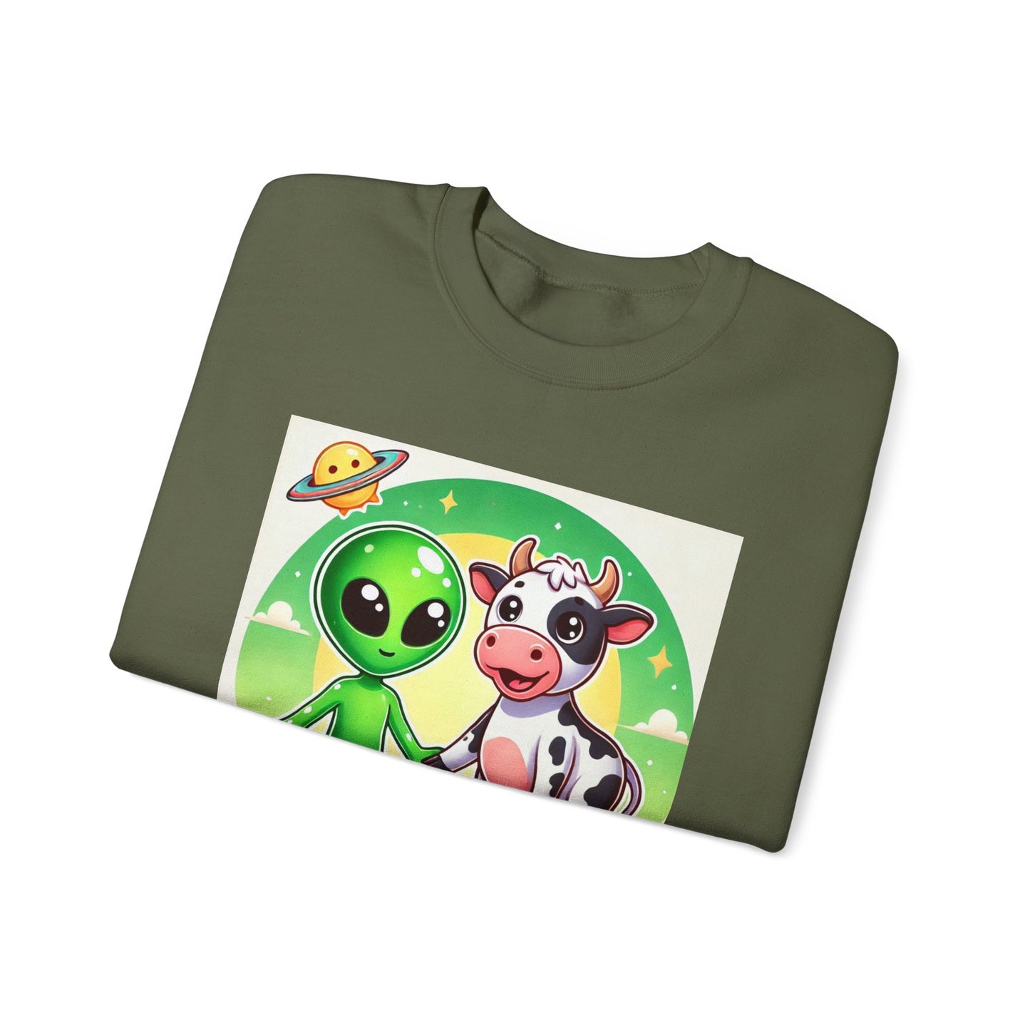 Alien and Cow besties - Unisex Heavy Blend™ Crewneck Sweatshirt